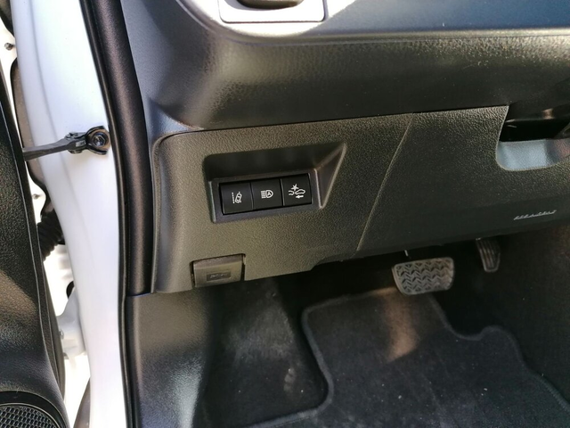 Toyota Yaris 1.5 VVT-i HYBRID - автомобили, коли, обяви за нови и употребявани 4