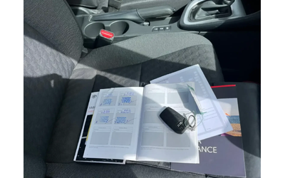 Toyota Yaris AUTOMAT 1.5i - автомобили, коли, обяви за нови и употребявани 12