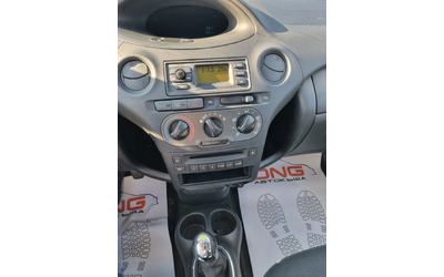 Toyota Yaris 1, 000 EURO4 - автомобили, коли, обяви за нови и употребявани 11
