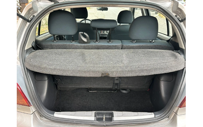 Toyota Yaris 1, 400d4d EURO4 - автомобили, коли, обяви за нови и употребявани 12