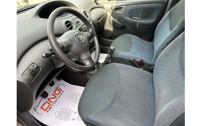 Toyota Yaris 1, 400d4d EURO4 - автомобили, коли, обяви за нови и употребявани 7