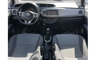 Toyota Yaris 1.4D-4D E5B НАВИ КАМЕРА - автомобили, коли, обяви за нови и употребявани 9