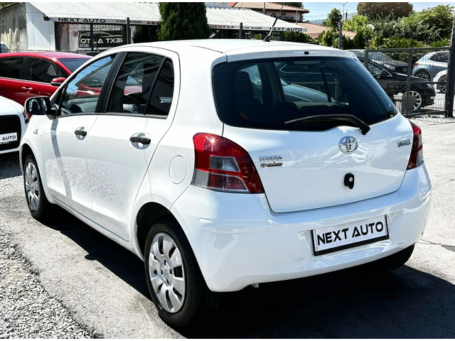 Toyota Yaris 1.0I 69HP 110, 000KM EURO5B - автомобили, коли, обяви за нови и употребявани 6