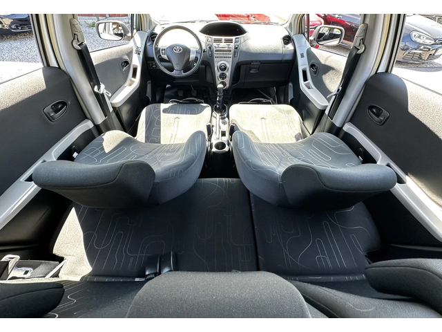 Toyota Yaris 1.0I 69HP 110, 000KM EURO5B - автомобили, коли, обяви за нови и употребявани 8