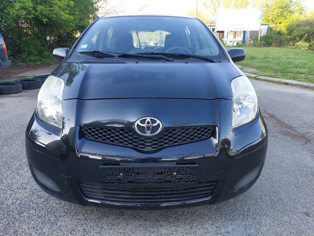 Toyota Yaris FACELIFT - автомобили, коли, обяви за нови и употребявани 1