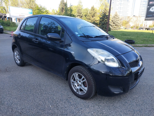Toyota Yaris FACELIFT - автомобили, коли, обяви за нови и употребявани 2