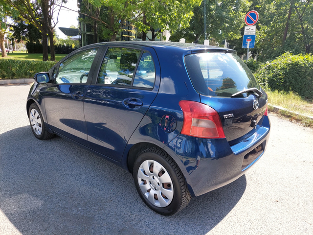 Toyota Yaris 1, 3i 87ps ITALY - автомобили, коли, обяви за нови и употребявани 2