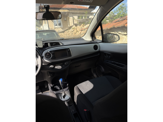 Toyota Yaris, 2013 г., 203082 км, 100 к.с. - автомобили, коли, обяви за нови и употребявани 10