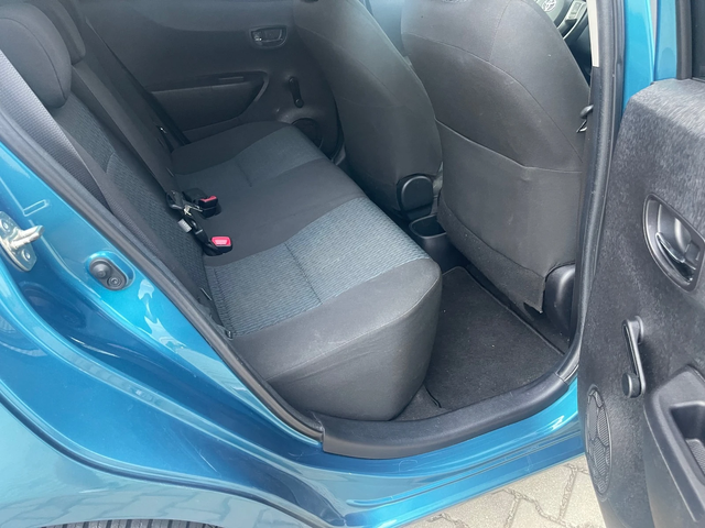 Toyota Yaris 1.0i 69к.с., нави, кам., мулти, клима, е5 - автомобили, коли, обяви за нови и употребявани 10