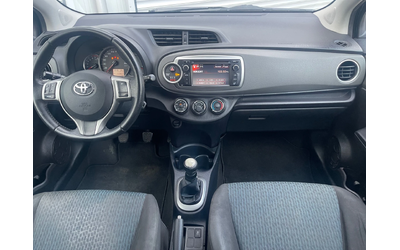 Toyota Yaris 1.0i 69к.с., нави, кам., мулти, клима, е5 - автомобили, коли, обяви за нови и употребявани 11