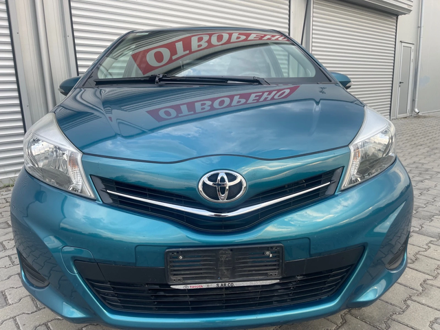 Toyota Yaris 1.0i 69к.с., нави, кам., мулти, клима, е5 - автомобили, коли, обяви за нови и употребявани 1