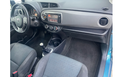 Toyota Yaris 1.0i 69к.с., нави, кам., мулти, клима, е5 - автомобили, коли, обяви за нови и употребявани 8