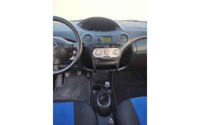Toyota Yaris 1.4 D4D-FACELIFT - автомобили, коли, обяви за нови и употребявани 11