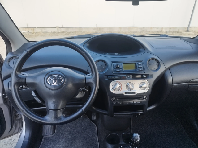 Toyota Yaris 1.4 D4D-FACELIFT - автомобили, коли, обяви за нови и употребявани 12