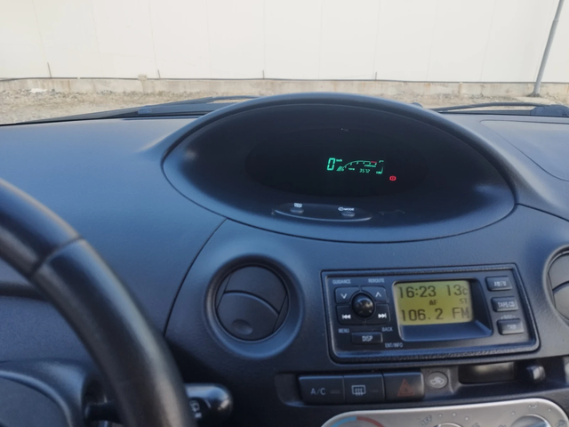 Toyota Yaris 1.4 D4D-FACELIFT - автомобили, коли, обяви за нови и употребявани 13