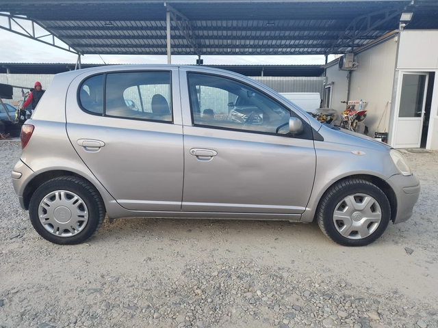 Toyota Yaris 1.4 D4D-FACELIFT - автомобили, коли, обяви за нови и употребявани 5