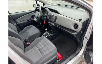 Toyota Yaris 1.3VVT-I-AUTO-NAVI - автомобили, коли, обяви за нови и употребявани 15