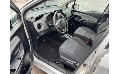 Toyota Yaris 1.3VVT-I-AUTO-NAVI - автомобили, коли, обяви за нови и употребявани 7