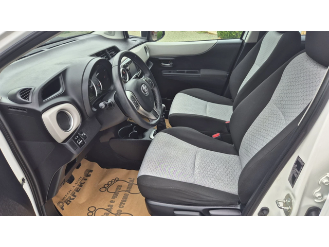 Toyota Yaris 1.4 диз. 90к.с. - автомобили, коли, обяви за нови и употребявани 11