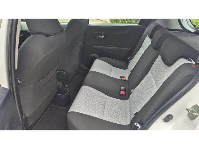 Toyota Yaris 1.4 диз. 90к.с. - автомобили, коли, обяви за нови и употребявани 12