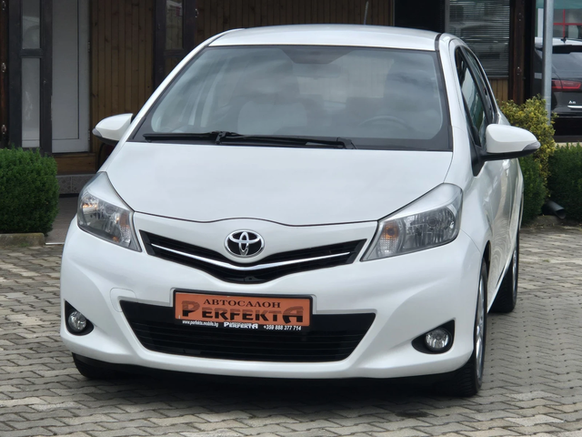 Toyota Yaris 1.4 диз. 90к.с. - автомобили, коли, обяви за нови и употребявани 2