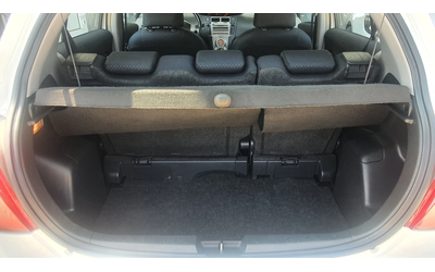 Toyota Yaris 1.0 бензин 69к.с. - автомобили, коли, обяви за нови и употребявани 15