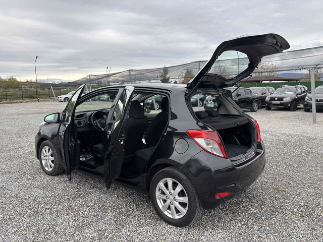 Toyota Yaris 1.4, Нов внос - автомобили, коли, обяви за нови и употребявани 6