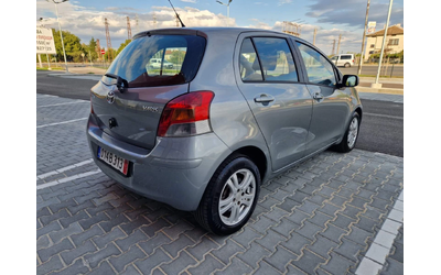 toyota-yaris - 3
