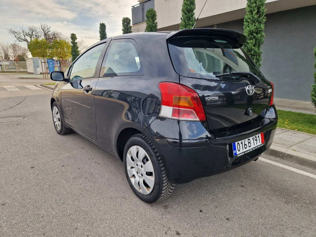 Toyota Yaris 1.33V-VT, ФЕЙСЛИФТ - автомобили, коли, обяви за нови и употребявани 3