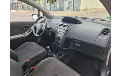 Toyota Yaris 1.33V-VT, ФЕЙСЛИФТ - автомобили, коли, обяви за нови и употребявани 7