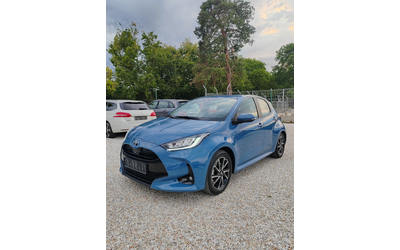 toyota-yaris - 0