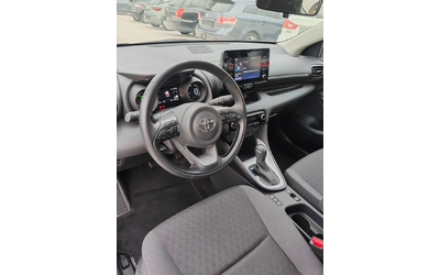 Toyota Yaris 1.5, 93к.с. ТОП FULL - автомобили, коли, обяви за нови и употребявани 10