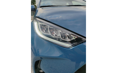 Toyota Yaris 1.5, 93к.с. ТОП FULL - автомобили, коли, обяви за нови и употребявани 13