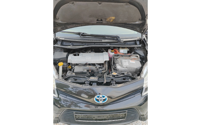 Toyota Yaris 1.5, 75к.с. Хибрид - автомобили, коли, обяви за нови и употребявани 15
