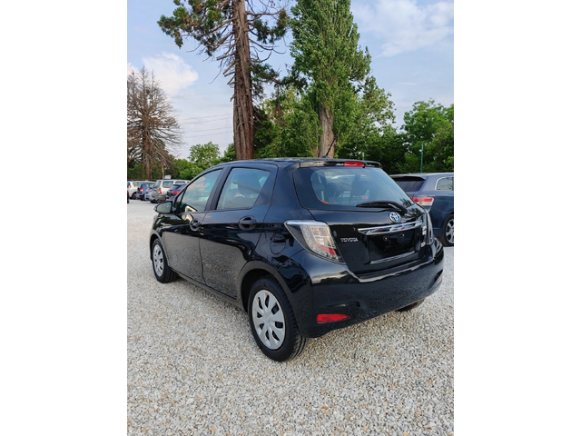 Toyota Yaris 1.5, 75к.с. Хибрид - автомобили, коли, обяви за нови и употребявани 3