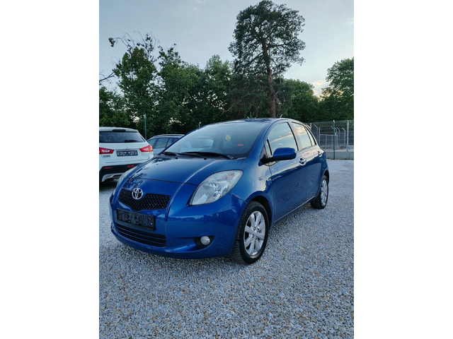 Toyota Yaris 1.4, 90к.с. - автомобили, коли, обяви за нови и употребявани 0