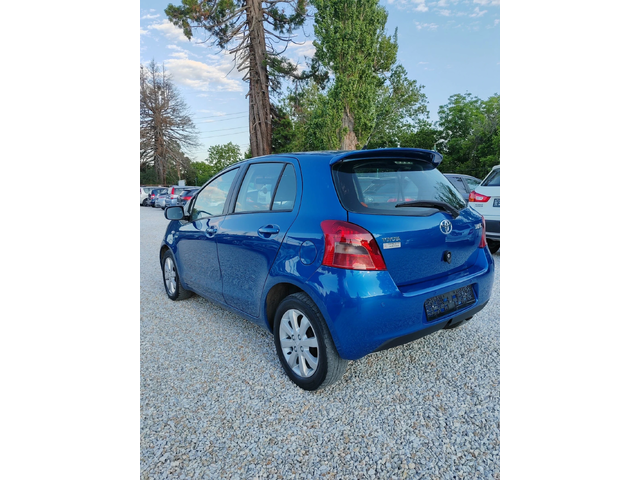 Toyota Yaris 1.4, 90к.с. - автомобили, коли, обяви за нови и употребявани 3