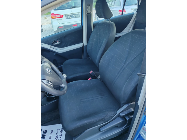 Toyota Yaris 1.4, 90к.с. - автомобили, коли, обяви за нови и употребявани 7
