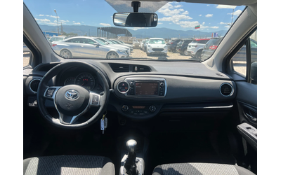 Toyota Yaris 1.0 VVTI - автомобили, коли, обяви за нови и употребявани 14