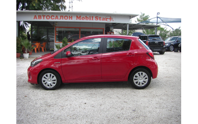 toyota-yaris - 1