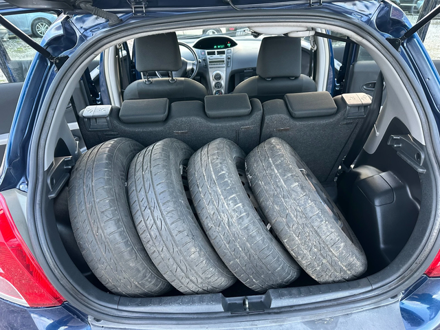 Toyota Yaris 1.0I 69KC - автомобили, коли, обяви за нови и употребявани 12