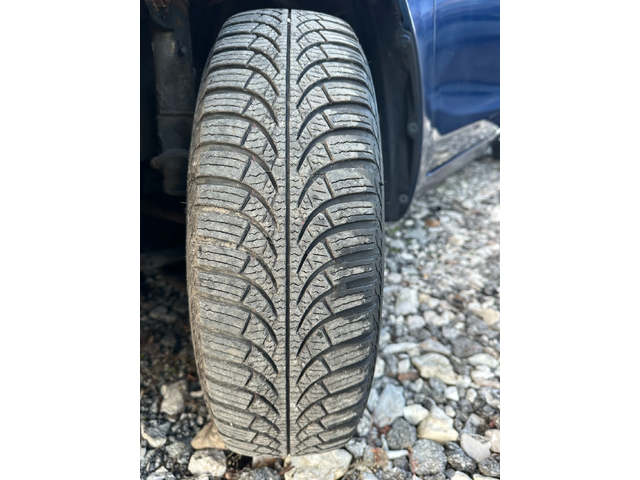 Toyota Yaris 1.0I 69KC - автомобили, коли, обяви за нови и употребявани 14