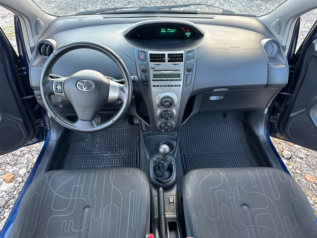 Toyota Yaris 1.0I 69KC - автомобили, коли, обяви за нови и употребявани 9