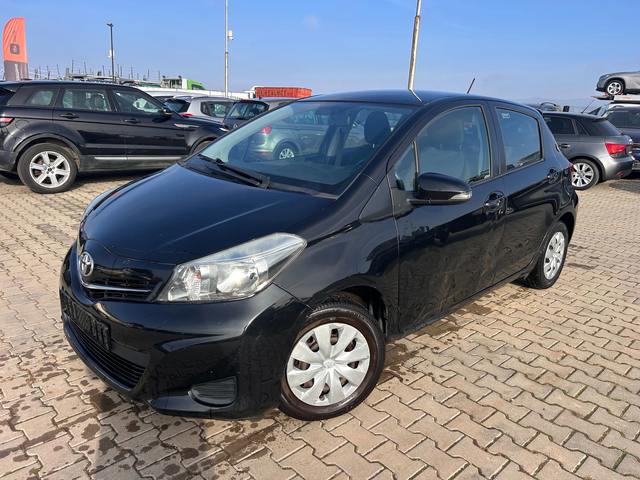 Toyota Yaris 1.0i NAVI/KAMERA EURO 5 - автомобили, коли, обяви за нови и употребявани 0