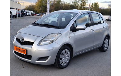 toyota-yaris - 0