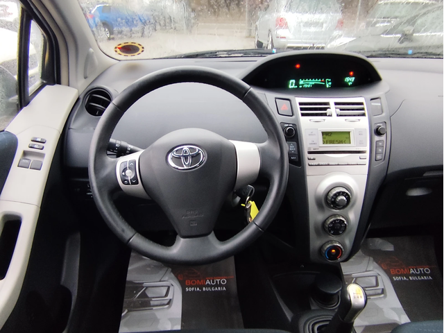 Toyota Yaris 1.3VVT-i* KLIMA* - автомобили, коли, обяви за нови и употребявани 7