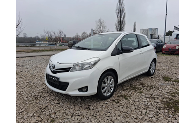 toyota-yaris - 0