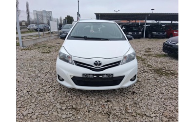 Toyota Yaris Navi* kamera* - автомобили, коли, обяви за нови и употребявани 8
