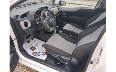 Toyota Yaris Navi* kamera* - автомобили, коли, обяви за нови и употребявани 9