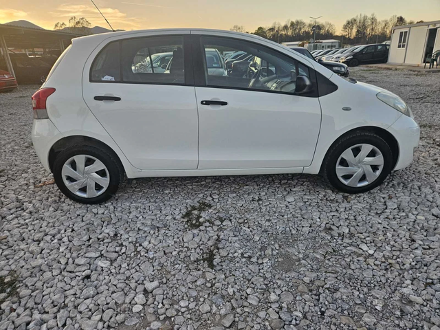 Toyota Yaris Face - автомобили, коли, обяви за нови и употребявани 4